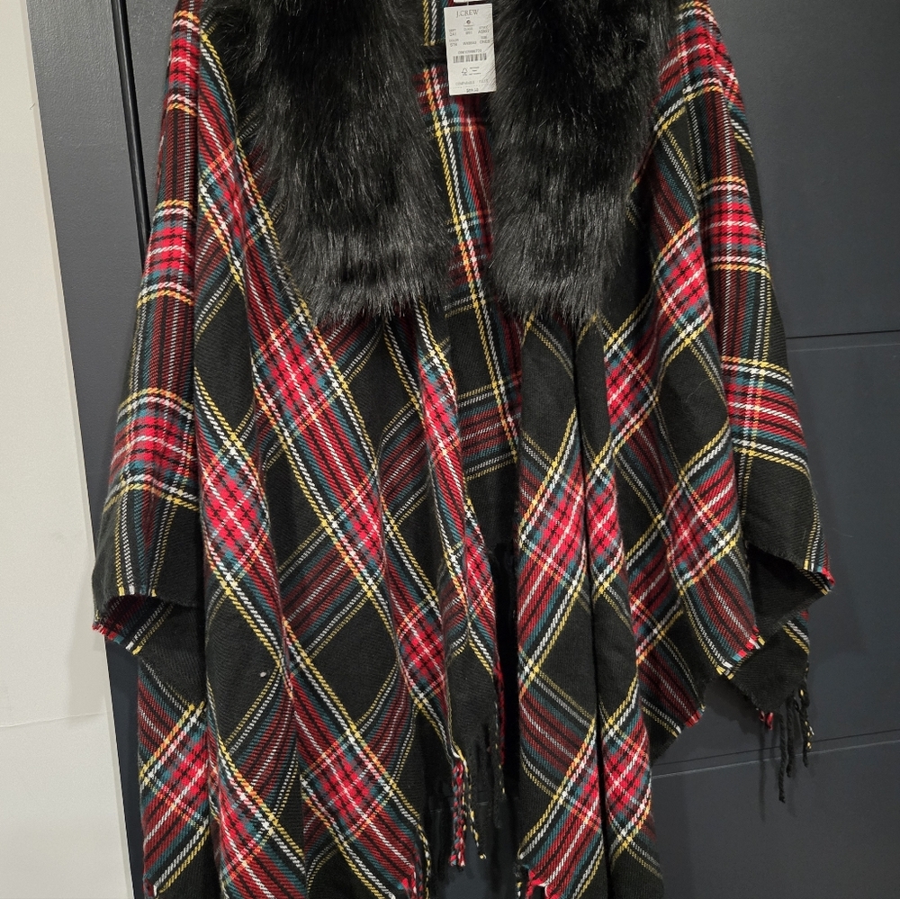 Plaid Fringe Poncho w Faux Fur J Crew Nwt One Size Trendy Poncho - Picture 2 of 5